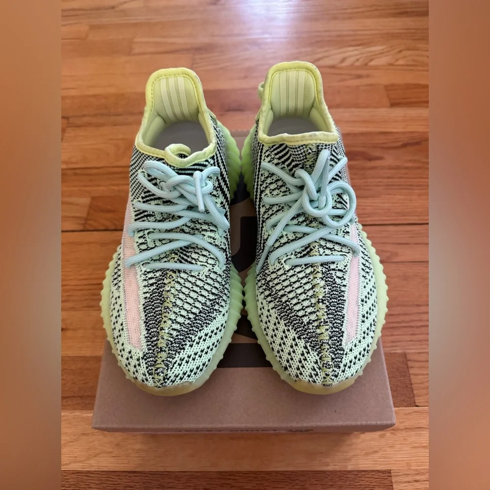 Adidas Yeezy Boost 350 V2